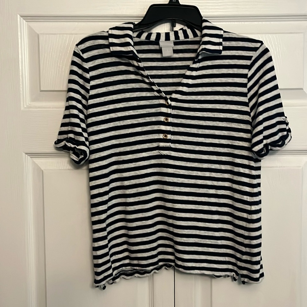 Chico’s short-sleeve collared woman’s shirt  size 1